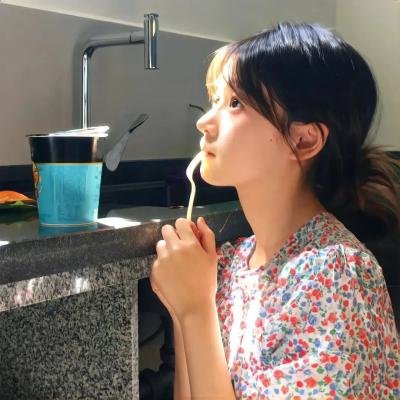 人气爱豆与前任深夜同框，粉丝集体脱粉，连日来引热议